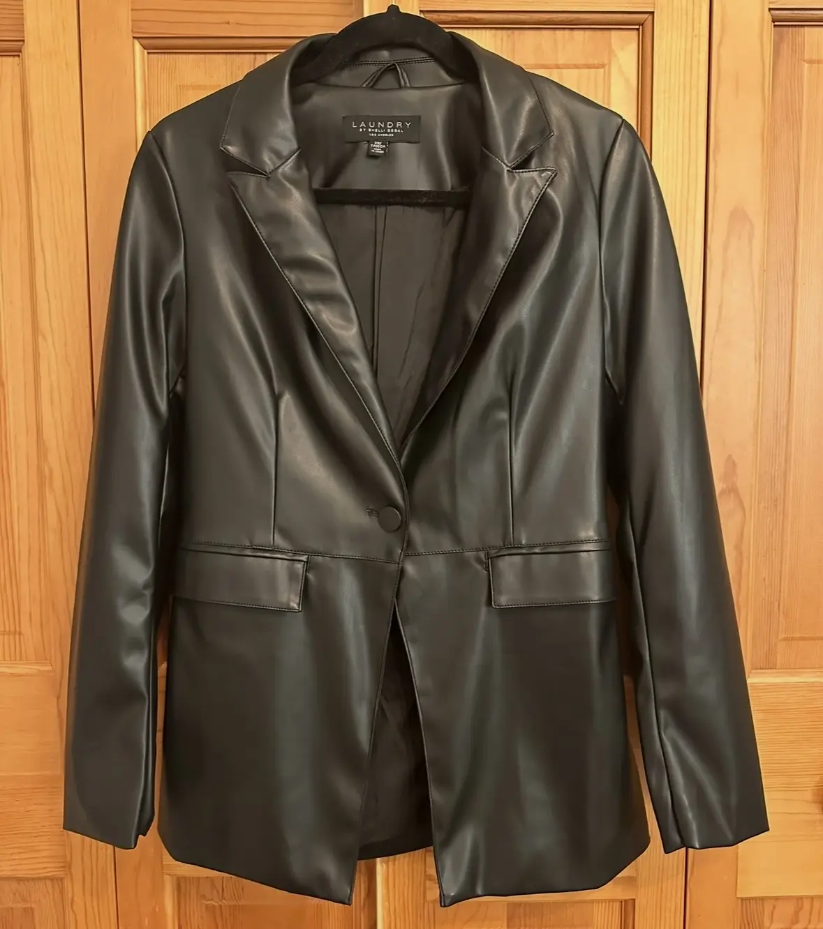 Black leather-look Laundry by Shelli Segal single-button blazer